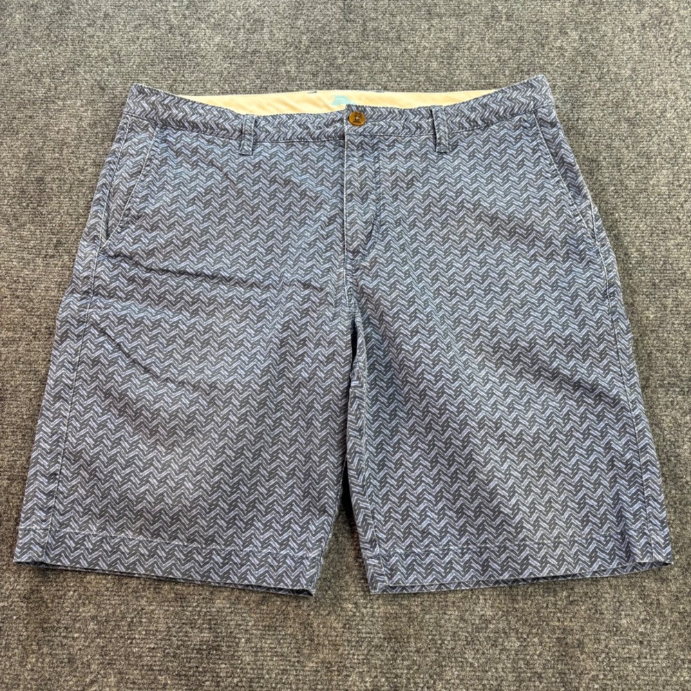 Tommy Bahama Shorts Mens 36 Blue Grey Chevron Zig Zag Cotton Blend Tropical